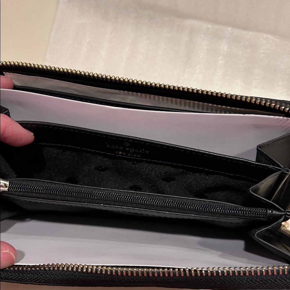 Kate Spade Women’s Black Wallet Hollie Clover Geo Embossed NWT - Picture 6 of 10